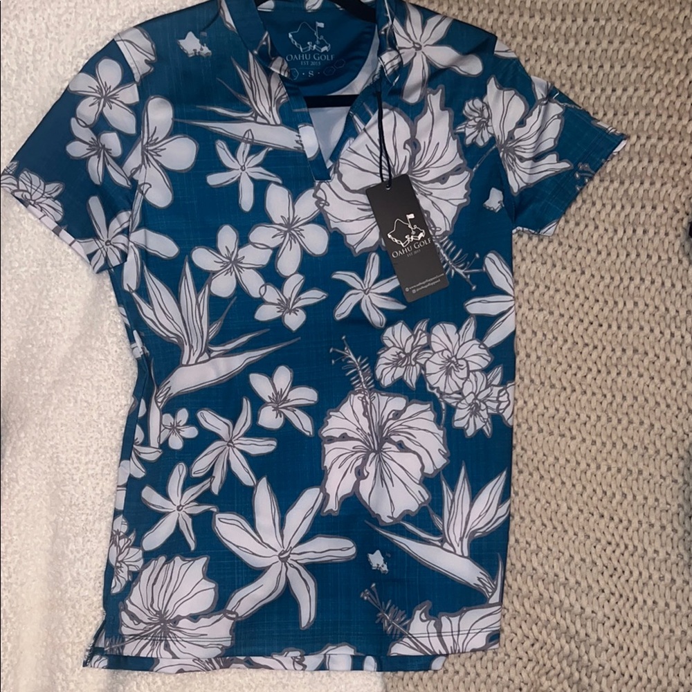 Omaha Golf Blue Floral Top